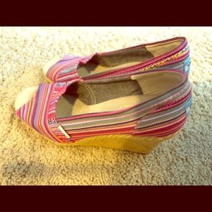 Toms slip on heels